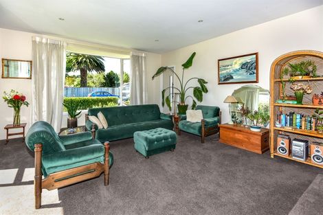 Photo of property in 2 Opihi Street, Cracroft, Christchurch, 8025