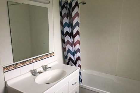 Photo of property in 47 Clarence Cox Crescent, Pirimai, Napier, 4112