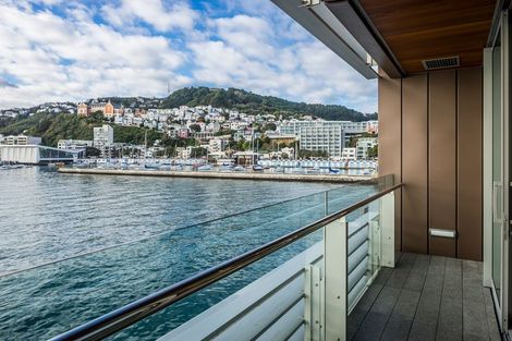 Photo of property in Clyde Quay Wharf, 1a/7 Clyde Quay Wharf, Te Aro, Wellington, 6011