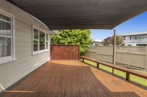 Photo of property in 129 Kingswood Road, Brookfield, Tauranga, 3110