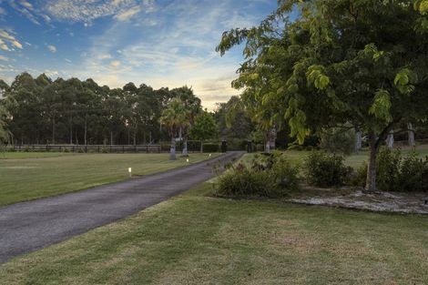 Photo of property in 252 Bawden Road, Dairy Flat, Albany, 0792