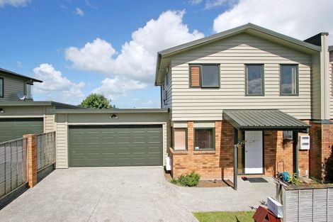 Photo of property in 25/45 Secoia Crescent, Mangere, Auckland, 2022