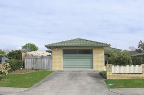 Photo of property in 2 Lilac Place, Otumoetai, Tauranga, 3110