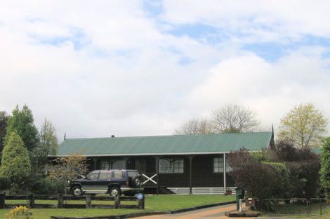 Photo of property in 4 Avon Close, Richmond Heights, Taupo, 3330