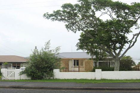 Photo of property in 31 Sherwood Road, Onerahi, Whangarei, 0110
