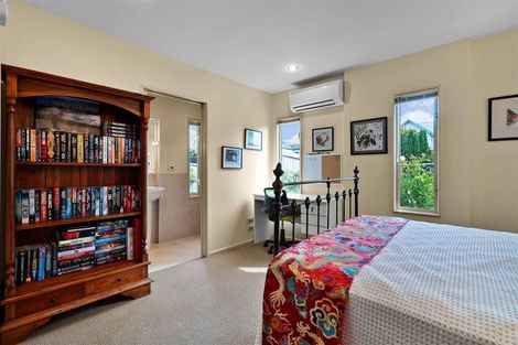 Photo of property in 12 Chateau Drive, Burnside, Christchurch, 8053