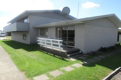 Photo of property in 122 Riverside Drive, Whakatane, 3120