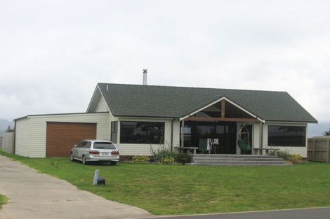 Photo of property in 119 Sands Crescent, Matarangi, Whitianga, 3592