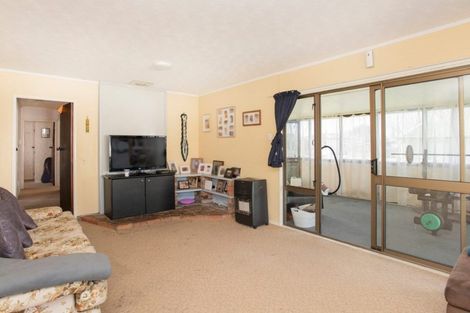 Photo of property in 21 Haldane Street, Elgin, Gisborne, 4010