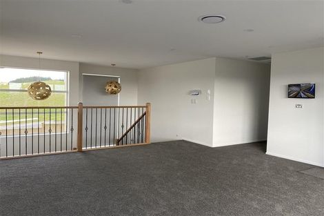 Photo of property in 2 Tannaghmore Drive, Flat Bush, Auckland, 2019