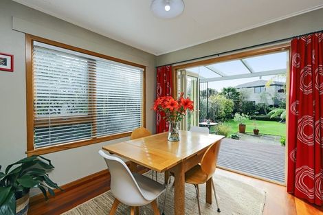 Photo of property in 3 Carl Avenue, Havelock North, 4130