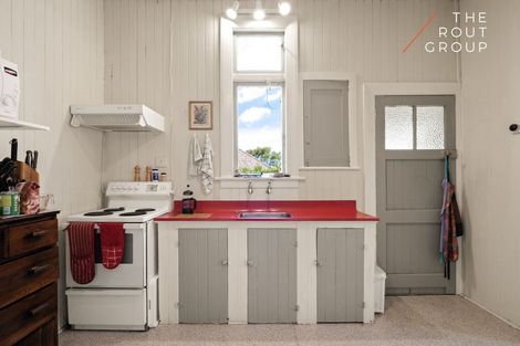 Photo of property in 127 Oakwood Avenue, Balaclava, Dunedin, 9011