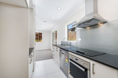 Photo of property in 65 Kurnell Drive, Botany Downs, Auckland, 2010