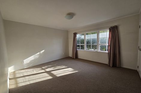 Photo of property in 67 Redoubt Road, Goodwood Heights, Auckland, 2105