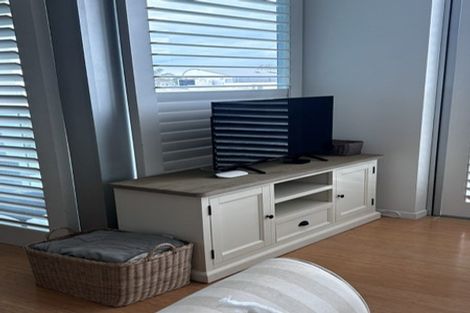 Photo of property in Sentinel Apartments, 402/3 Northcroft Street, Takapuna, Auckland, 0622