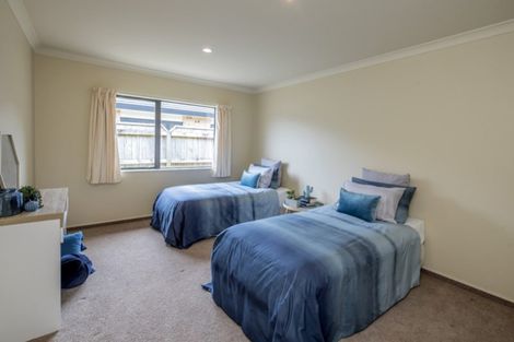 Photo of property in 12 Datum Way, Paraparaumu, 5032