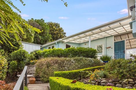 Photo of property in 51 Howard Road, Point Howard, Lower Hutt, 5013