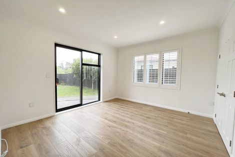 Photo of property in 3 Ballintra Close, Pinehill, Auckland, 0632