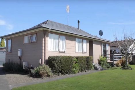 Photo of property in 6 Lyren Place, Half Moon Bay, Auckland, 2012