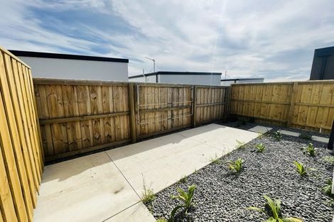 Photo of property in 10/6 Skibbereen Drive, Halswell, Christchurch, 8025