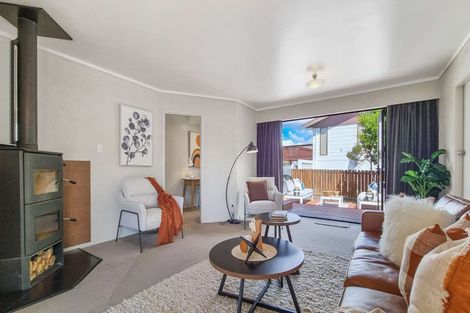 Photo of property in 4 Thackeray Place, Owhata, Rotorua, 3010