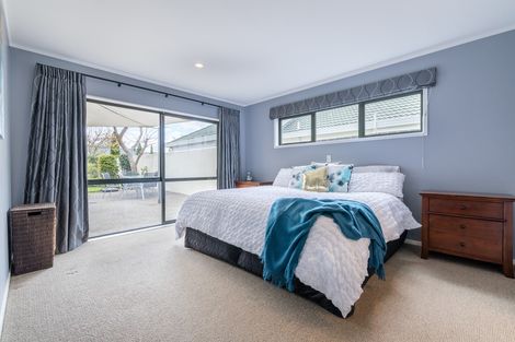 Photo of property in 27 Suncrest Drive, West Harbour, Auckland, 0618