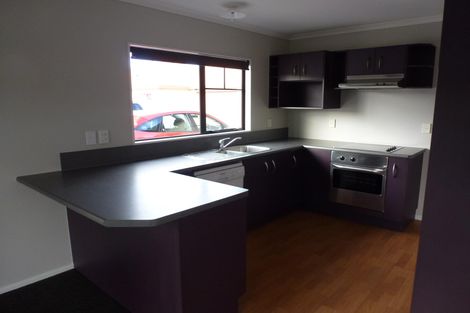 Photo of property in 8 Tiraumea Street, Palmerston North, 4410