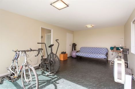 Photo of property in 19 Heaton Rhodes Place, Cashmere, Christchurch, 8022