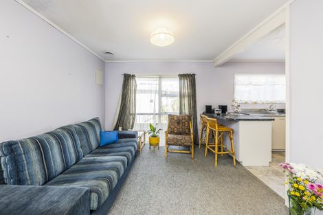 Photo of property in 22 Trounson Avenue, Clendon Park, Auckland, 2103