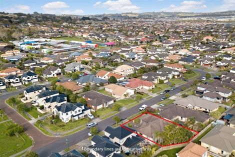 Photo of property in 62 Thornbury Crescent, East Tamaki Heights, Auckland, 2016