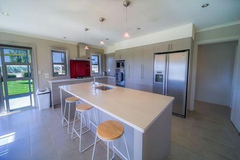 Photo of property in 275 Hillview Road, Alexandra, 9391