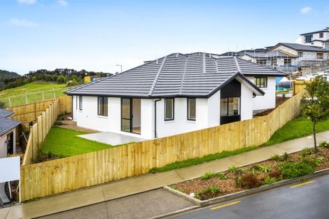 Photo of property in 46 Pacific Heights Road, Orewa, 0931