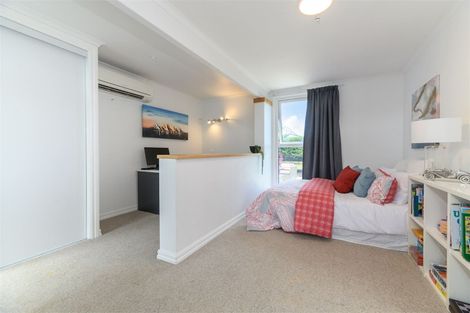 Photo of property in 43 Knightsbridge Drive, Forrest Hill, Auckland, 0620