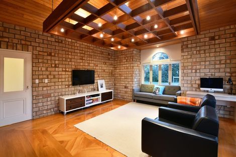 Photo of property in 124 Vaughans Road, Long Bay, Albany, 0792