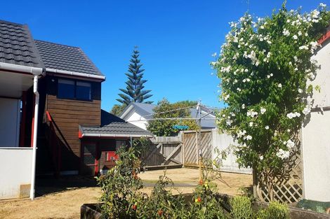 Photo of property in 49 Langdale Avenue, Paraparaumu, 5032