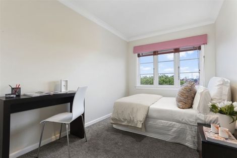 Photo of property in 1/19 Wolsley Avenue, Milford, Auckland, 0620