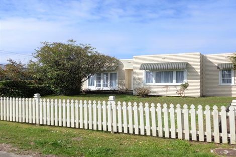 Photo of property in 30 Charles Road, Hannahs Bay, Rotorua, 3010