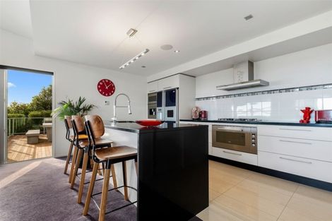 Photo of property in 168d Moncks Spur Road, Mount Pleasant, Christchurch, 8081