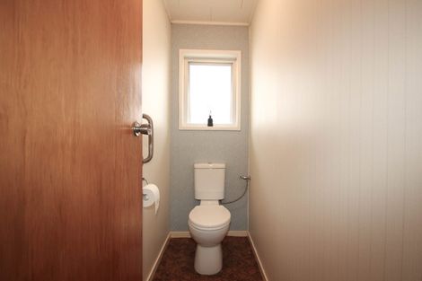 Photo of property in 2/206 Mcleod Street, Camberley, Hastings, 4120