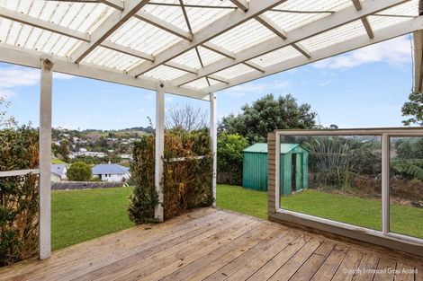 Photo of property in 29 Endeavour Street, Marfell, New Plymouth, 4310