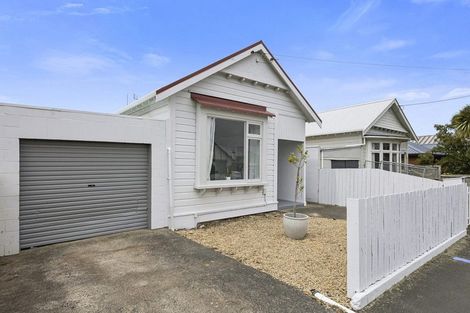 Photo of property in 57 Royal Crescent, Saint Kilda, Dunedin, 9012
