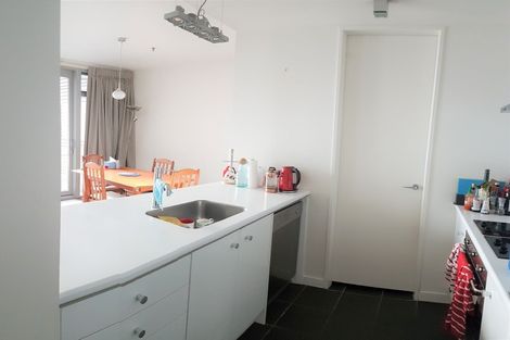 Photo of property in Montreaux Apartments, 2j/164 The Terrace, Wellington Central, Wellington, 6011