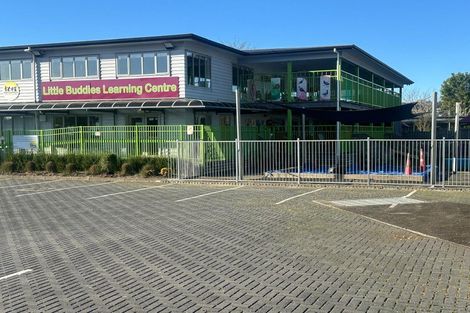 Photo of property in 56-58 Somerset Road, Mount Roskill, Auckland, 1041