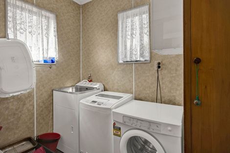 Photo of property in 10 Murdoch Street, Hawera, 4610