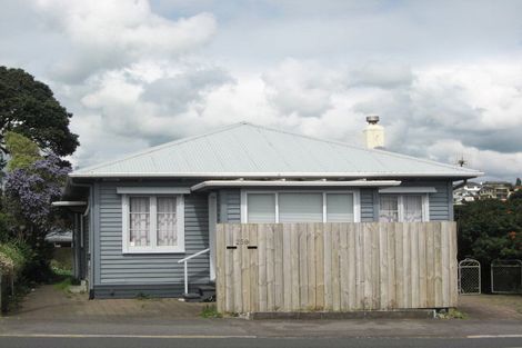 Photo of property in 259 Saint Aubyn Street, New Plymouth, 4310