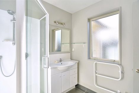 Photo of property in 36 Withells Road, Avonhead, Christchurch, 8042