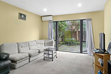 Photo of property in 5/25 Grove Road, Addington, Christchurch, 8024