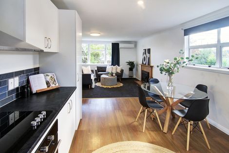 Photo of property in 226 High Street North, Carterton, 5713