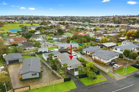 Photo of property in 17 Hindmarsh Street, Henderson, Auckland, 0612