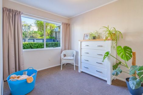 Photo of property in 329 Triangle Road, Massey, Auckland, 0614